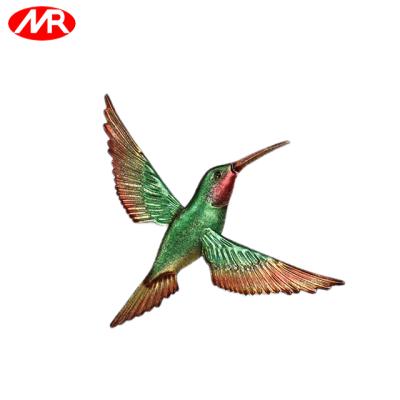 China Contemporary Hot Seller Garden Decoration Hummingbird Outdoor Art Wall Hangings For Home Decorations Iron Craft For Garden Fence for sale