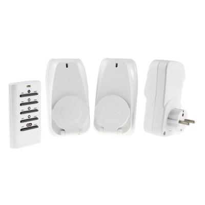 China Universal Wall Eu Sockets Residential / Multipurpose Smart Socket Switch With Remote Control for sale