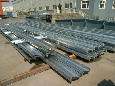 Cina Materiale da costruzione leggero galvanizzato coniato a freddo del Purlin dell'acciaio Z dei Purlins d'acciaio in vendita