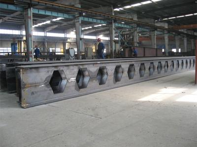 China Haces laminados en caliente soldados con autógena fabricados del tejado H del peine de la miel del acero estructural de construcción de la prima pesada de los materiales en venta