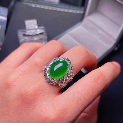 China Hot Selling Style 925 Sterling Silver 5 Carat Simple Gemstone Women's Casual/Sporty Natural Green Chalcedony Ring Jewelry for sale