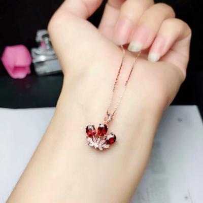 China Garnet Gemstone Career 925 Silver streling Necklace Women's Natural Party Gift Live Broadcast Office/Commodity for sale