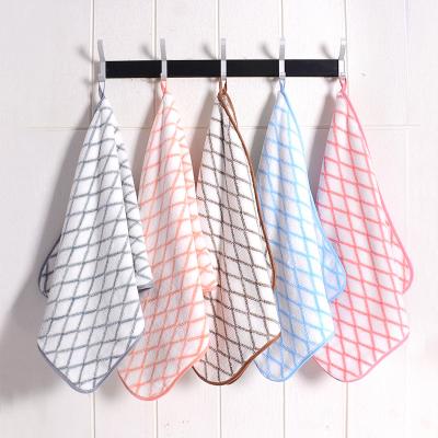 China Viable Wholesale Coral Velvet Woven Microfiber Towel Hair Salon Strip Rhombus Coral Towel for sale