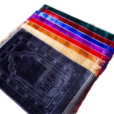 China 2022 hot sale custom non-slip washable muslim prayer mat with tassel for sale