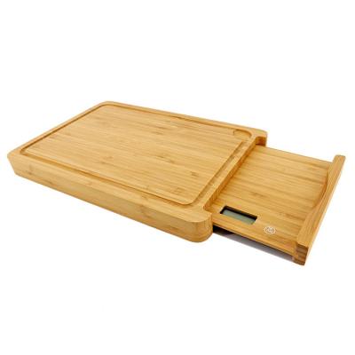 China Sustainable Cutting Board with Built in Bamboo Food Scale Cutting Board Digital Food Scale with Grams and Ounces for sale