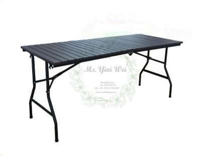 China New design waterproof plastic folding wood grain table and chair set for garden and camping for sale