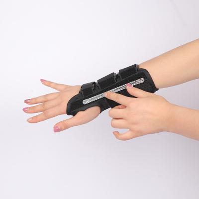 China Sports Protection Fracture Recovery Fixation Belt Wrist Brace Wrist Support Sleeve for sale