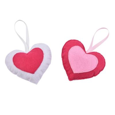 China OEM ODM Sustainable Heart Shape Best Fabric Design Different Catnip Toy Scented Sachet for sale