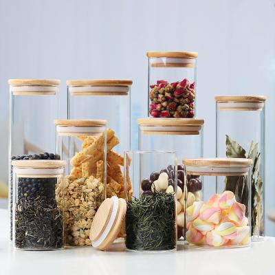 China High Borosilicate Glass Round Food Storage Jar Kitchen Glass Heatable Food Container With Bamboo Lids for sale