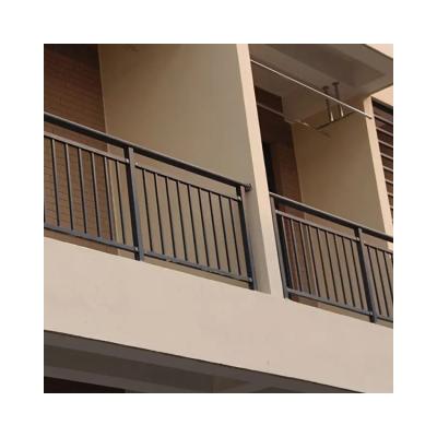 China Modern Online Wholesale Iron Balcony Fencing Aluminum Balcony Railing for sale