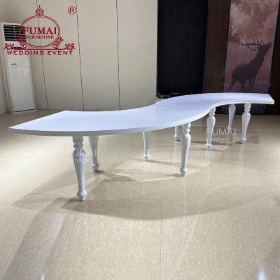 China Luxury S Shape Serpentine Half Moon Round Glossy White Wedding Table for sale