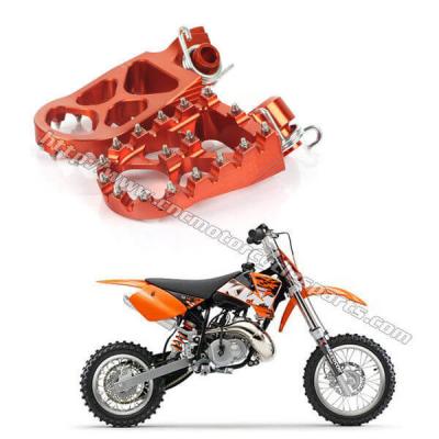 China High Strength Dirt Bike Foot Pegs KTM 125 – 450cc Adventure Adjustable Footpegs for sale