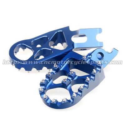 China High Performance 57mm Wide Motocross Foot Pegs / Rear Foot Pegs For Dirt Bike for sale