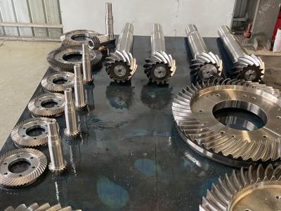 China Duração de vida útil Anti óleo Espiral Bevel Gear Grande tamanho Superfície polida à venda