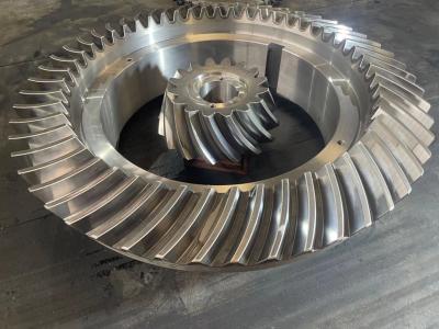 China Hoge duurzaamheid Helical Bevel Gear met hardheid en aangepaste richting Te koop