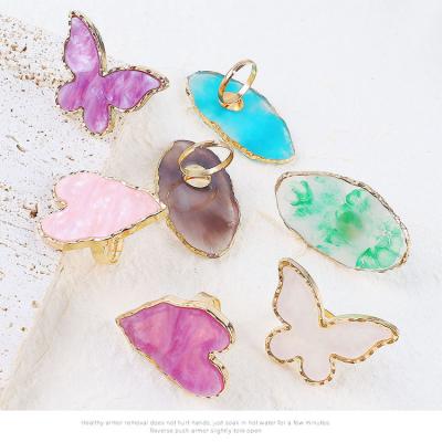 China Adjustable Size Resin Color Nail Art Ring Palette Butterfly Leaf Bear Head Shape Finger Ring Plate Acrylic Nail Art Stone Equipment for sale