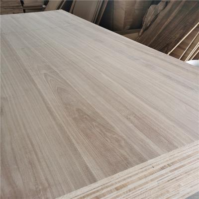 China 100% Eco-Friendly Supply Poplar 18 Panel Thick Solid Wood Wardrobe Cabinet Board Furniture Solid Wood Panels for sale