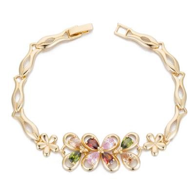 China CLASSIC fashion design charm bracelet linked chain bracelet in stock ready to ship flower bracelet for sale