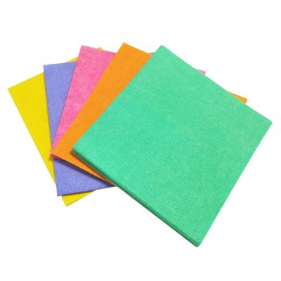 China Factory Wholesale 100% Sustainable Nonwoven Microfiber Lint Free Cleaning Cloths With Needle Punched Material Disposable Cleaning Towels for sale