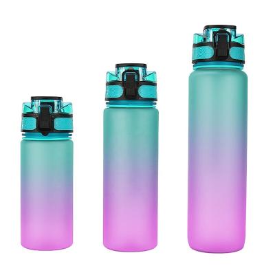 China Sustainable Fitness Sport 500ML Customzied BPA Tritan Free Plastic Water Bottle With Strap for sale