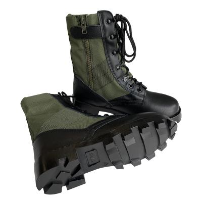 China Men's PVC Midsole Mountaineering Shoes for Superior Traction and Stability for sale