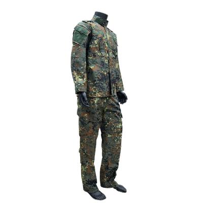 中国 デジタルプリント ポリエステル/綿 訓練制服 屋外スポーツ用のコートとパンツ 販売のため