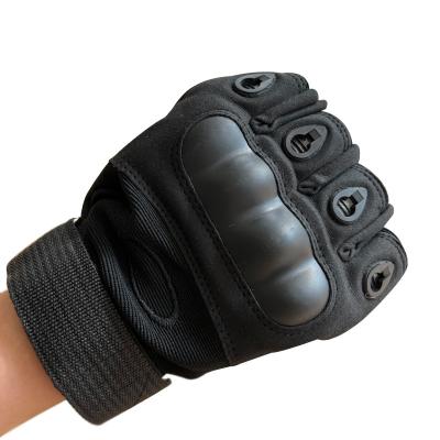 China Guantes resistentes al deslizamiento de medio dedo para motocicletas de caza al aire libre en venta