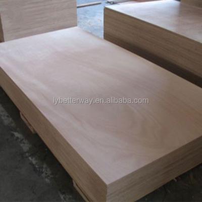 China Modern Engineer Veneer Fancy Teak/Oak/Red Oak/Ash/Cherry Plywood 3mm Sapele MDF for sale