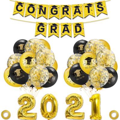 China 2021 Disposable Free Ribbon Graduation Party Paper Banner Confetti Latex Foil Balloon Set CONGRATULATIONS GRADUATES Graduation Flag Pull Decoration for sale