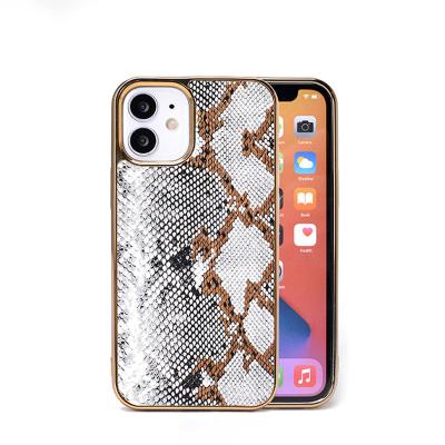 China Shockproof For Apple 13Pro Max Snakeskin Creative Phone Case Suitable For Phone11 12 13 Series Leather Phone Case for sale