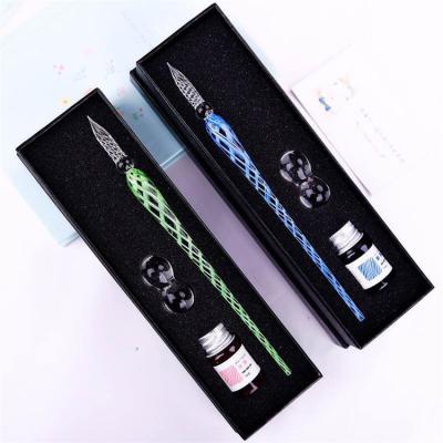 China Creative Vintage Pen Bulk Natural Cheap Healing Crystals Chips Filled Writing Stone Ballpoint Pen For Sale for sale