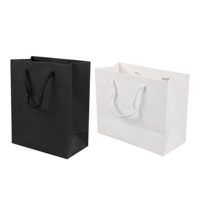 China Recyclable Paper Material and Accept Custom Order Tote Bag, Card Blank Paper Bag for sale