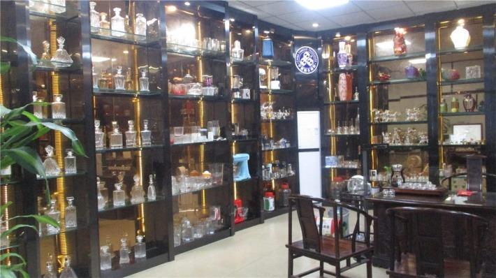 Verified China supplier - Sichuan Huajing Glass Co., Ltd.