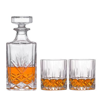 China Clear 750ML Square Whiskey Decanter Set Whiskey Decanter with Grind Stopper and Four Whiskey Glasses for sale