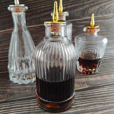 China Multifunctional Clear Beverage Bitters Bottle For Kitchen Containers for sale