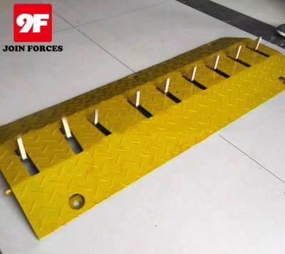 China New Steel Plate 9F Steel Plate Spike Tire Bump Barrier New Speed ​​Killer for sale