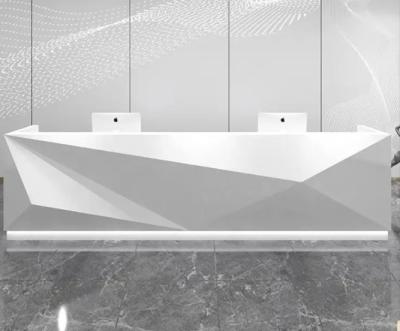 China Fancy Led Front Counter Reception Desk White Beautiful Curved Large Customized Counter Office Furniture Contemporary Panel zu verkaufen