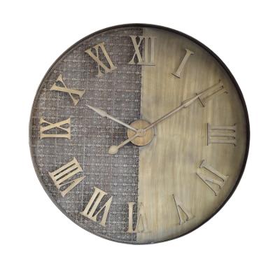 China Antique Exotic Style Craft Interior Home Decorations Round Metal Wood Retro Wall Clock for sale