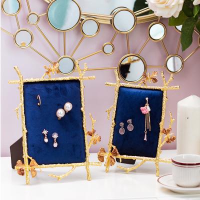 China NIKKY Luxury Jewelry Metal Earrings Photo Frame Display Board Earrings Necklace Display Stand 20V00720009 for sale