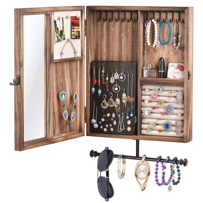 Chine Wall Mounted Jewelry OrganizerLarge Space Jewelry Cabinet Organizer Rustic Wood Wall Mounted For Necklace à vendre