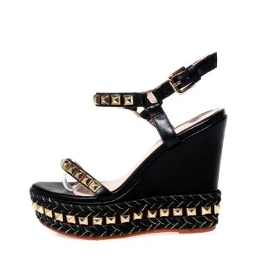 China Women's Height Increasing Wedges Sandals Fashion Studs Studs Platform High Heel Sandals Lady Red Bottom Wedge Heels Sandals Summer Wedges Heels for sale