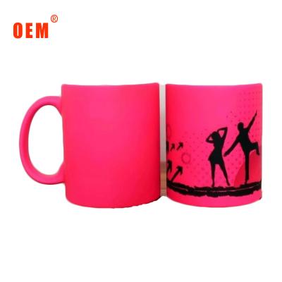 China Viable Magical Color Changing Funny Mug Cool Unique Coffee And Tea Heat Changing Delicate Mug for sale