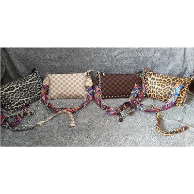 China 2021 Fashionable PU Women Bags Leopard Chain Taps Shoulder Bag With Rivet for sale