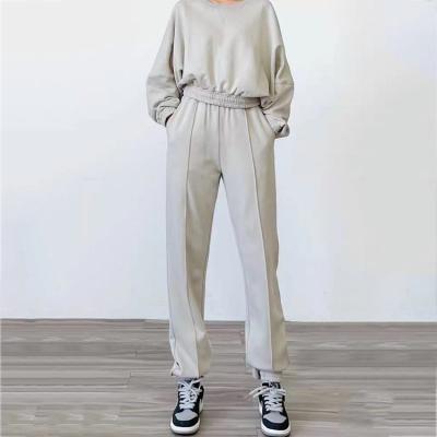 China QUICK DRY 100% Cotton Sweat Suits Two Piece Pants Set Plain Cropped Hoodies Women Workout Tracksuits For Women for sale