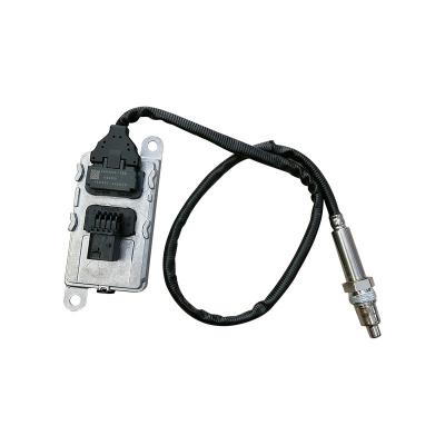 China Multifunction Automotive Parts 24v Square Four-plug SCR System Nitrogen And Oxygen Sensor for sale