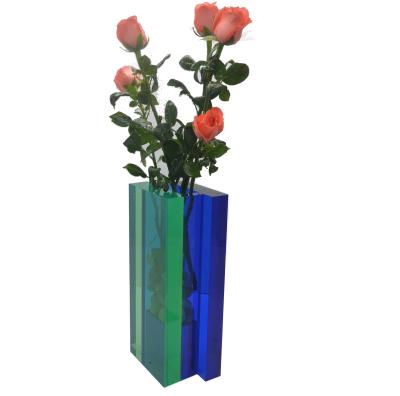 China New Hot Luxury Environmental Friendly Custom Acrylics Colored Shape Geometric Vase Clear Color Vase For Dry Flower For Display Decor for sale