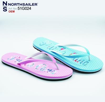 China Cheap Good Quality Fashion Trend Ladies EVA Flip Flops Slippers For Women Summer Perforated Slogan Printed Beach Flip Flops for sale