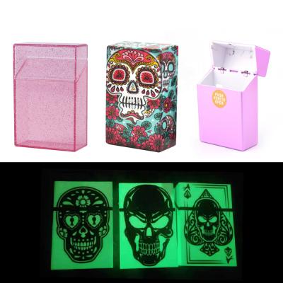 China 20pcs Cigarette Holder Packet Tobacco Waterproof Custom Colored Clear Glow in Case Over Dark Skull Cigarette Hand Box Acrylic Plastic Shake for sale