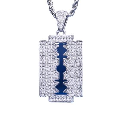 China High Quality Drop Shipping Factory Direct Selling Halloween Party Iced Out Custom Two Edged Zircon Necklace Razor Blade Pendant for sale