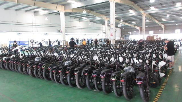 Verified China supplier - Guangzhou Ruiteng Electric Vehicle Industry Co., Ltd.